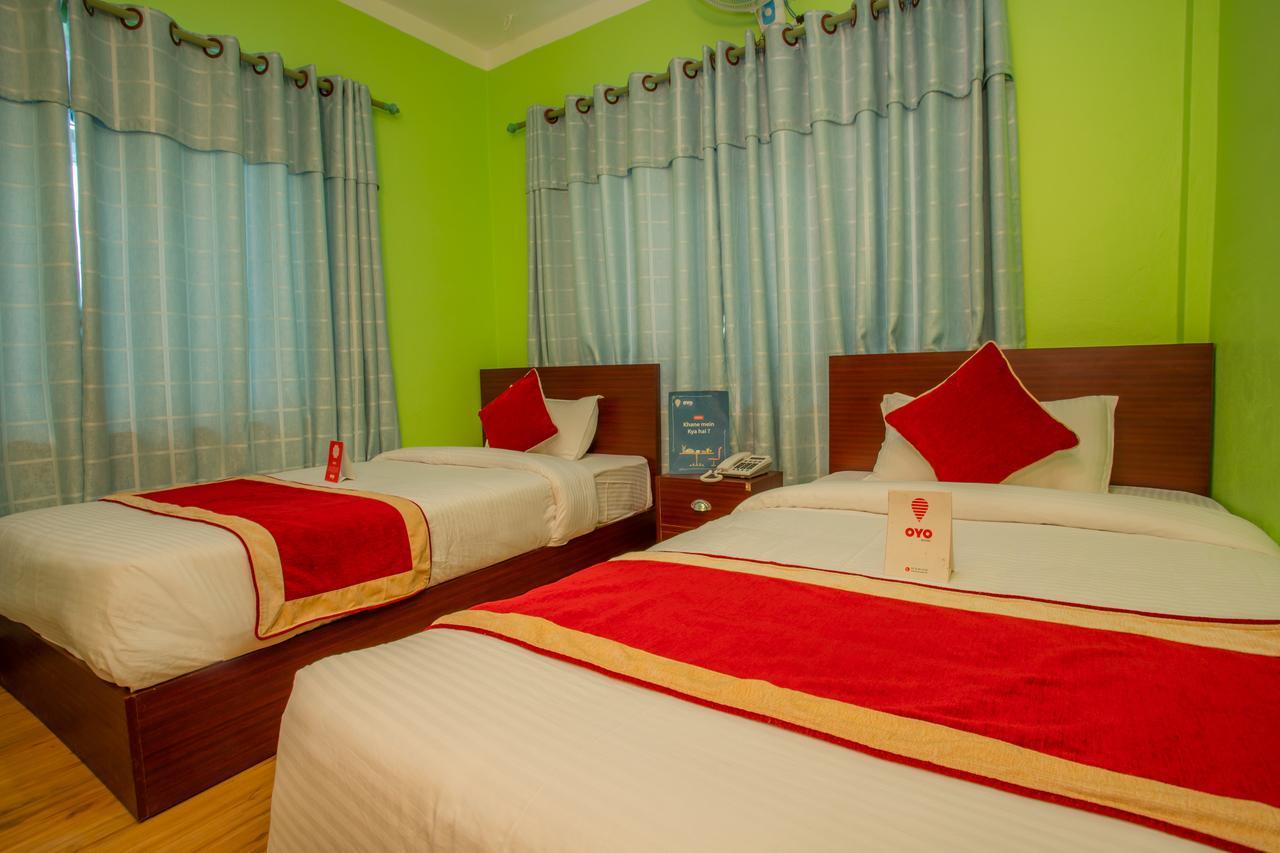 Oyo 146 Somewhere Hotel & Resturant Kathmandu Exterior photo