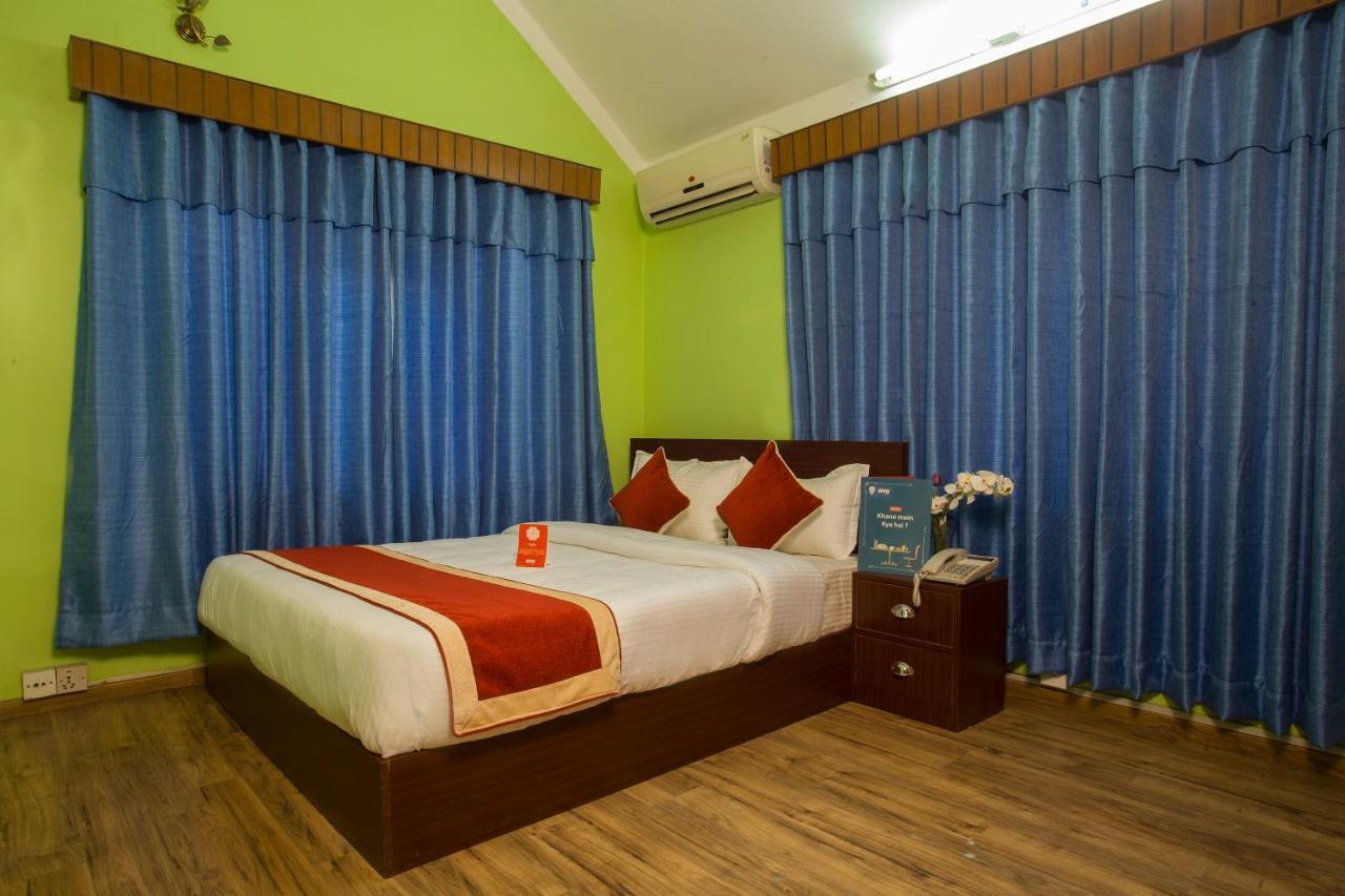 Oyo 146 Somewhere Hotel & Resturant Kathmandu Exterior photo