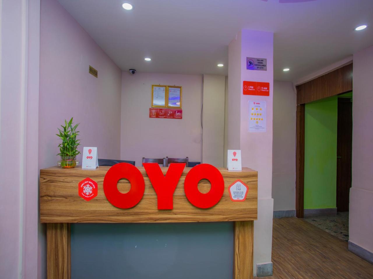 Oyo 146 Somewhere Hotel & Resturant Kathmandu Exterior photo