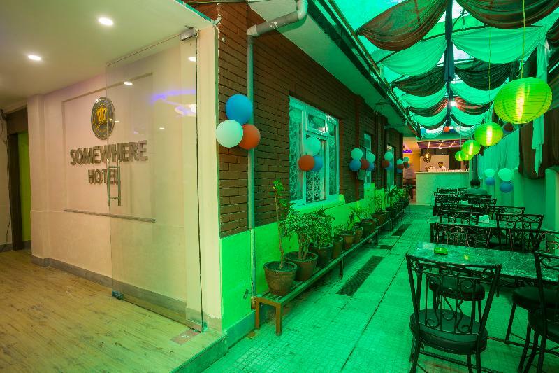 Oyo 146 Somewhere Hotel & Resturant Kathmandu Exterior photo