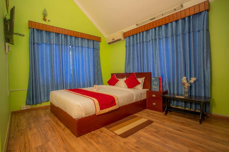 Oyo 146 Somewhere Hotel & Resturant Kathmandu Exterior photo