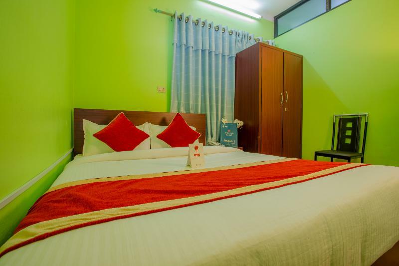 Oyo 146 Somewhere Hotel & Resturant Kathmandu Exterior photo